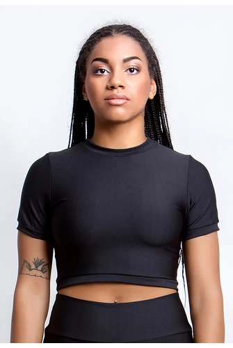 BASIC BLACK CROP TOP